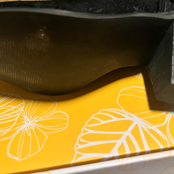 Woman’s black suede ankle boot - Picture 2 of 4